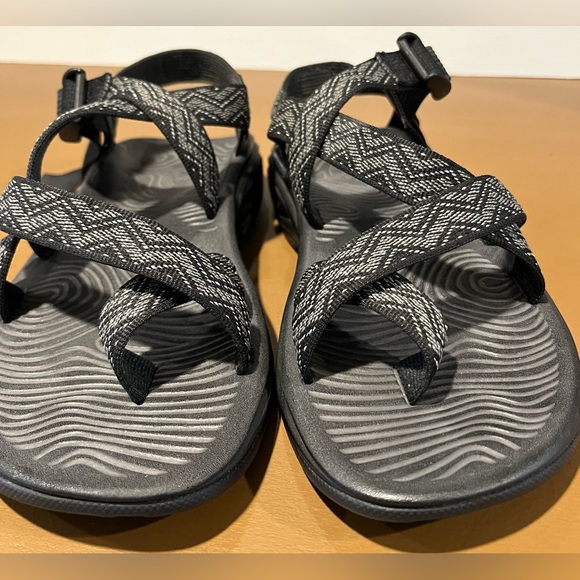 Chaco Women's Sandals Black Size 8 - Picture 9 of 12